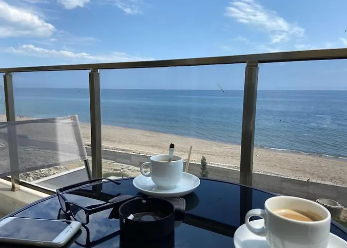 Marino Liberta South 아파트